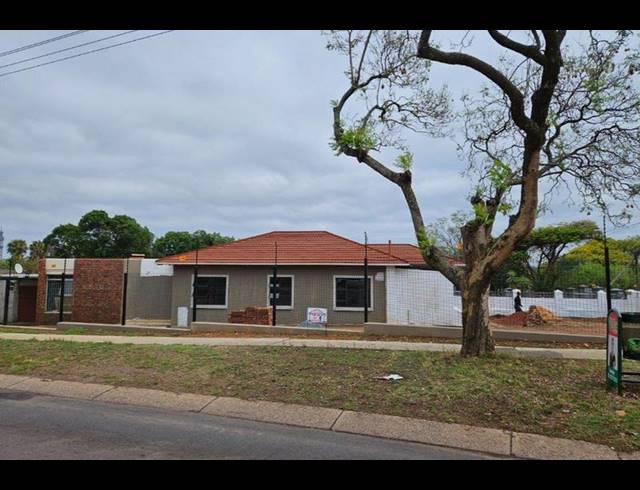 BUSINESS FOR SALE IN WATERKLOOF